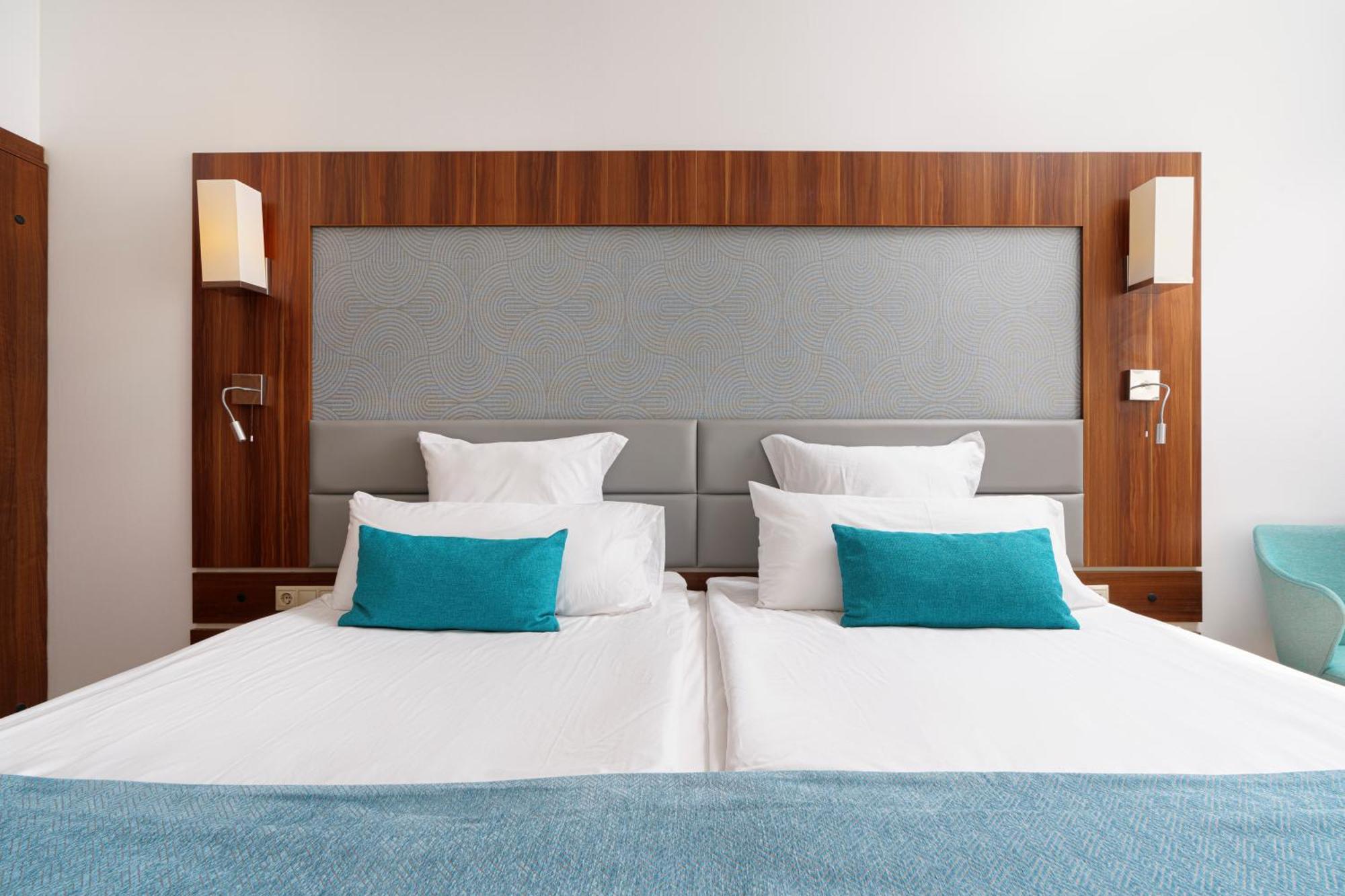Alua Helios Bay Hotel Obzor Kültér fotó