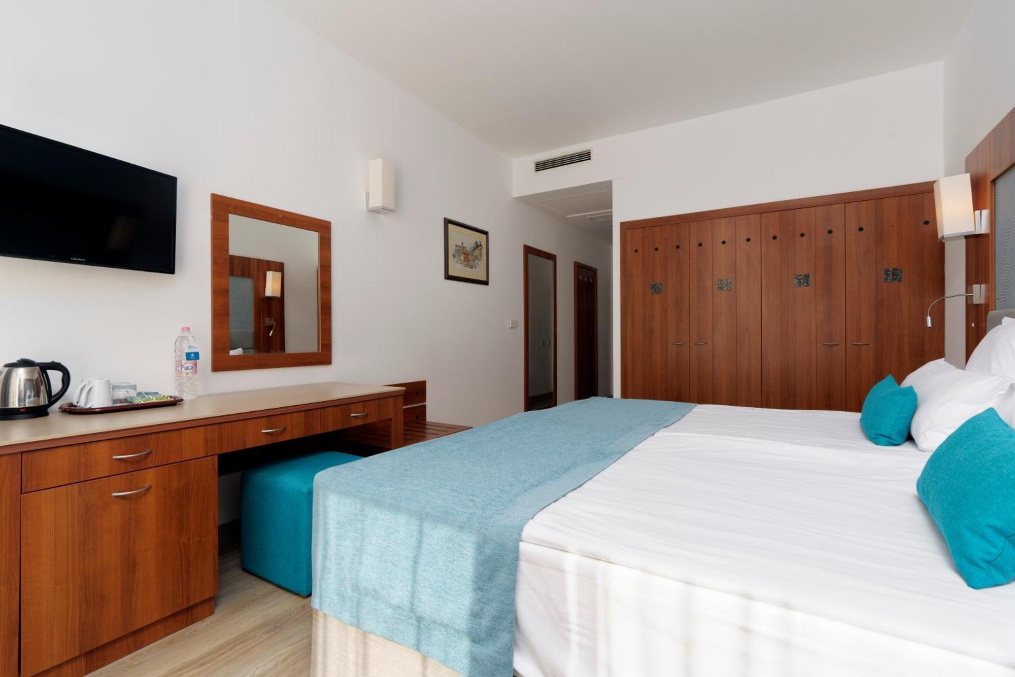 Alua Helios Bay Hotel Obzor Kültér fotó